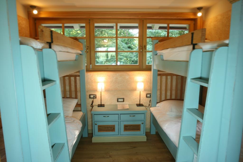 Villa Les With Hot Tub & Sauna เบรชิตเซ ภายนอก รูปภาพ