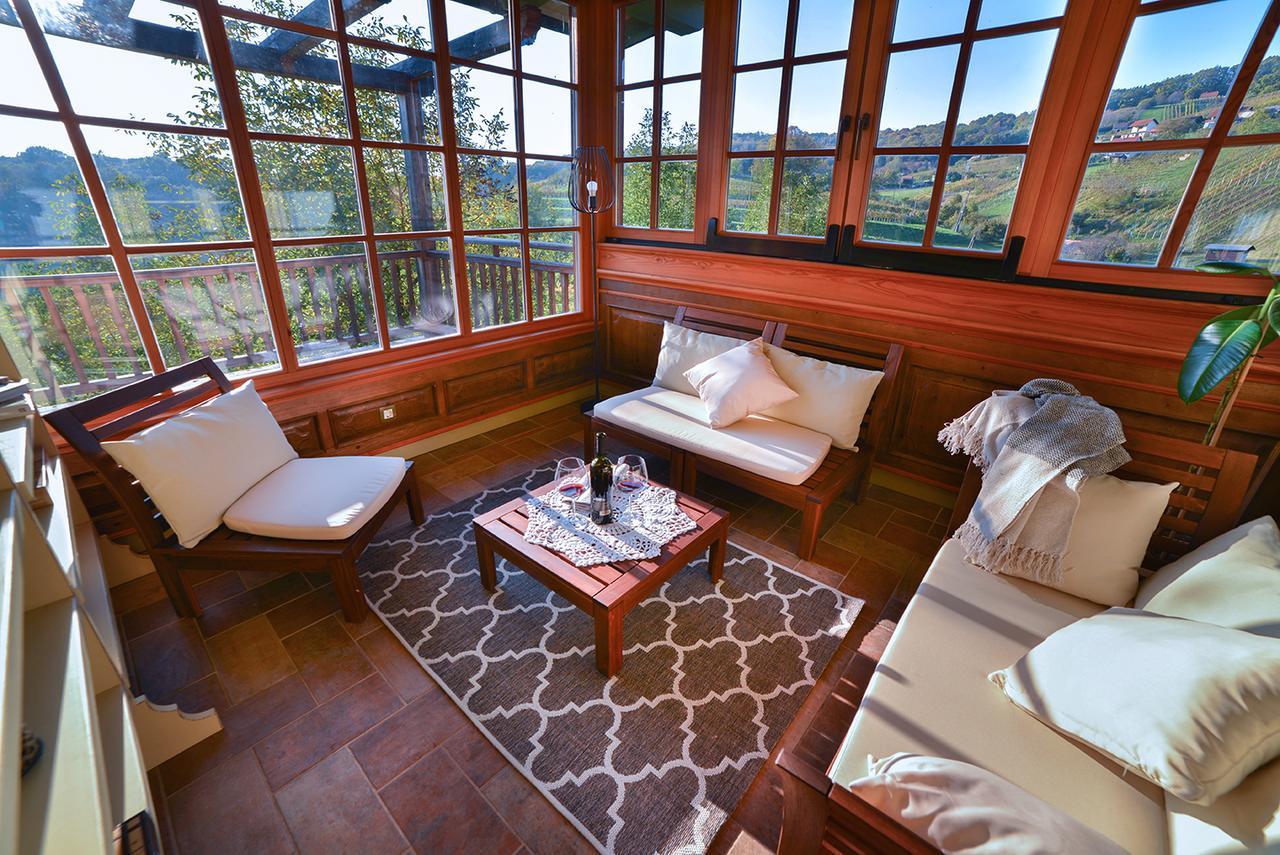 Villa Les With Hot Tub & Sauna เบรชิตเซ ภายนอก รูปภาพ